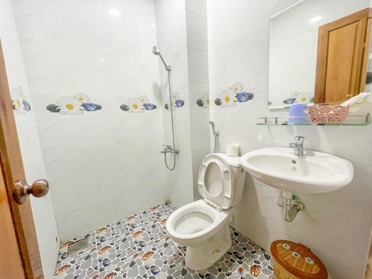 Khach San Trieu Dang Hotell Tuy Hoa Exteriör bild